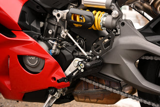 05-0661B Ducati V2 Complete Rearset