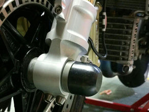 45-0750F BMW S1000RR, S1000R Front Axle Sliders