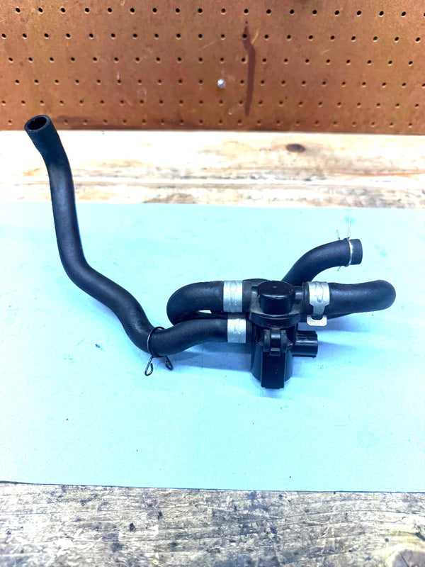 2005-2008 OEM SUZUKI GSXR 1000 AIR VALVE SOLENOID TOP ENGINE SWITCH SENSOR