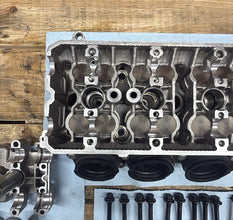 2006-2007 OEM SUZUKI GSXR 750 - CYLINDER HEAD ENGINE MOTOR TOP VALVES