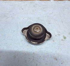 2008-2016 OEM YAMAHA YZF R6 - THERMOSTAT CAP