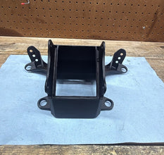 2008-2016 OEM YAMAHA YZF R6 - FAIRING STAY FRONT BRACKET