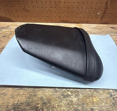 2008-2016 OEM YAMAHA YZF R6 - PASSENGER SEAT PILLON