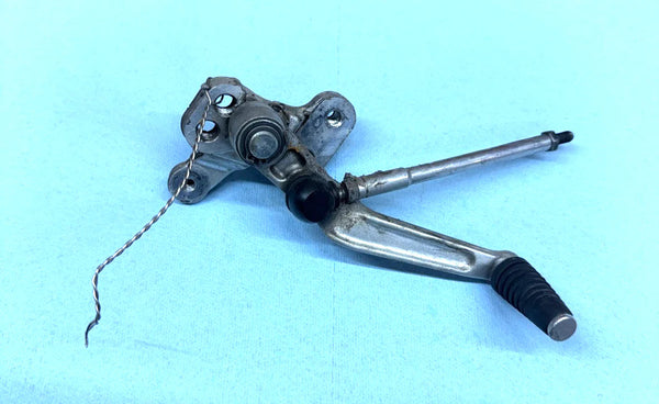 2006-2009 OEM SUZUKI GSXR 600 750 SHIFTER GEAR SHIFT LINKAGE BRACKET ROD