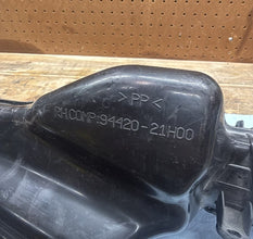 2006-2007 OEM SUZUKI GSX-R600/750 - RIGHT SIDE AIR DUCT FLOW