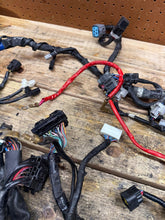 17-20 YAMAHA YZF R6 OEM MAIN ENGINE WIRING HARNESS WIRE LOOM