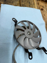 2017-2020 OEM YAMAHA YZF R6 RIGHT ENGINE RADIATOR COOLING FAN MOTOR