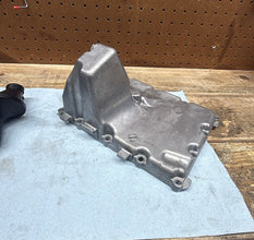 2006-2007 OEM SUZUKI GSX-R600/750 - OIL PAN / PICKUP / HARDWARE
