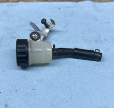 2006-2007 OEM YAMAHA YZF R6 - REAR BRAKE RESERVOIR / LINE & BRACKET