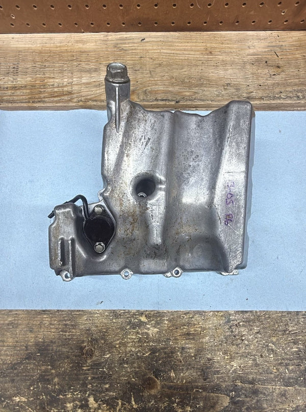 2003-2005 OEM YAMAHA YZF R6 - OIL PAN & PICKUP & SENSOR