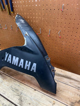 2004-2006 YZF R1 BOTTOM RIGHT FAIRING COWL PLASTIC