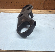 2009-2016 OEM SUZUKI GSX-R1000 - TOP TRIPLE TREE FORK CLAMP