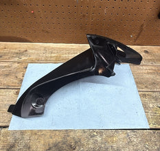 2006-2007 OEM SUZUKI GSX-R600/750 - LEFT AIR DUCT COVER FAIRING COWL