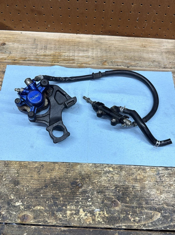 2009-2014 OEM SUZUKI GSX-R1000 - READ CALIPER AND PADS + MASTER POWDER COATED