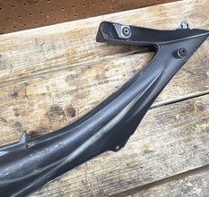 2008-2016 YAMAHA YZF R6 - LEFT FRONT UPPER MID SIDE FAIRING COWL