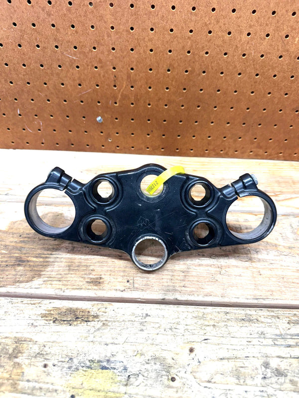 1999-2007 OEM SUZUKI HAYABUSA 1300 UPPER TRIPLE TREE