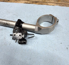 08-16 OEM YAMAHA R6 - LEFT CLIPON & PERCH
