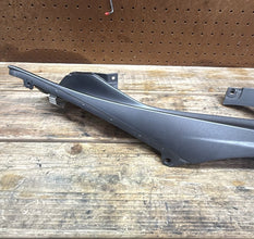 2008-2016 YAMAHA YZF R6 - RIGHT FRONT UPPER MID SIDE FAIRING COWL