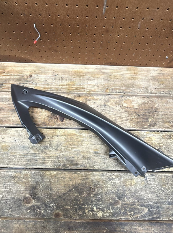2008-2016 YAMAHA YZF R6 - RIGHT FRONT UPPER MID SIDE FAIRING COWL