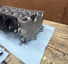 2006-2007 OEM SUZUKI GSXR 750 - CYLINDER HEAD ENGINE MOTOR TOP VALVES