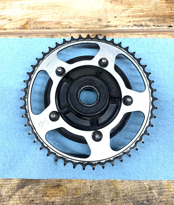 04-05 OEM SUZUKI GSXR600 GSXR 600/750 CUSH DRIVE SPROCKET HOLDER