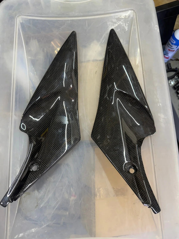 2006-2007 SUZUKI GSXR *REAL* CARBON FIBER TANK SIDE FAIRINGS