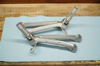 2006-2007 OEM SUZUKI GSX-R600/750 PASSENGER PEGS