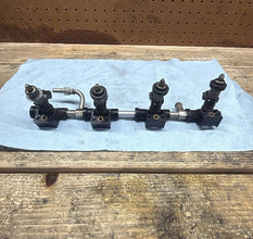 2001-2003 OEM SUZUKI GSXR600/750 - FUEL INJECTORS & FUEL RAIL