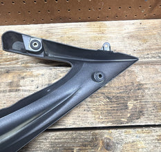 2008-2016 YAMAHA YZF R6 - LEFT FRONT UPPER MID SIDE FAIRING COWL