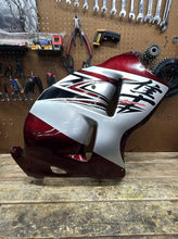 1999-2005 SUZUKI HAYABUSA - RIGHT SIDE FAIRING