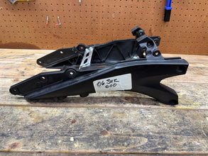 2006-2007 OEM SUZUKI GSXR 600 750 REAR BACK TAIL SEAT SUBFRAME
