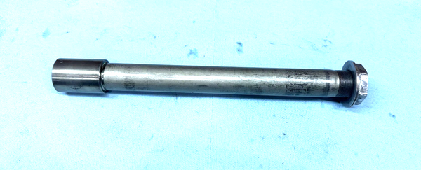 2017-2019 OEM YAMAHA YZF R6R FRONT SWIVEL AXLE & NUT