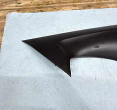 08-16 YAMAHA R6 - LEFT AIR DUCT COVER