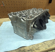 2006-2007 OEM SUZUKI GSXR 750 - CYLINDER HEAD ENGINE MOTOR TOP VALVES