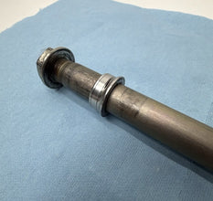 2011-2026 OEM SUZUKI GSX-R600/750 - FRONT AXLE & SPACER / NUT