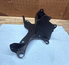 2008-2016 OEM YAMAHA YZF R6 - FAIRING STAY FRONT BRACKET