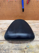 99-2007 OEM SUZUKI HAYABUSA REAR BACK PASSENGER TANDEM SEAT PAD SADDLE PILLION