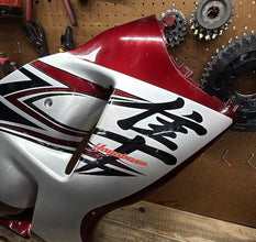 1999-2005 SUZUKI HAYABUSA - RIGHT SIDE FAIRING