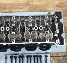 2006-2007 OEM SUZUKI GSXR 750 - CYLINDER HEAD ENGINE MOTOR TOP VALVES