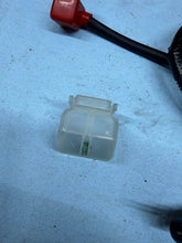 2008-2010 OEM SUZUKI GSXR600/750 STARTER RELAY BATTERY FUSE CABLE W/ CABLES
