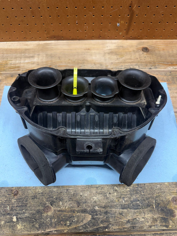 2008-2010 OEM SUZUKI GSXR 600 BOTTOM AIRBOX W/ SENSORS