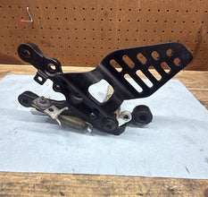 2008-2016 OEM YAMAHA YZF R6 - RIGHT REARSET BRAKE FOOT PEDAL PEG