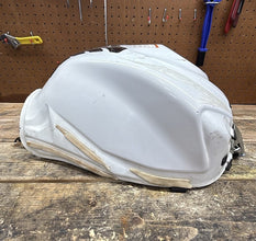 2008-2010 OEM SUZUKI GSX-R600/750 - FUEL TANK PETROL RESERVOIR