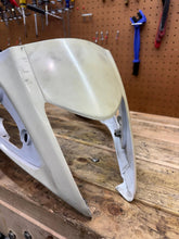 08-19 SUZUKI HAYABUSA PLASTIC REAR WHITE REAR BACK TAIL FAIRING COWL & LOCK