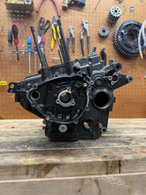 09-14 OEM YAMAHA YZF ENGINE MOTOR CRANKCASE CRANK CASES BLOCK