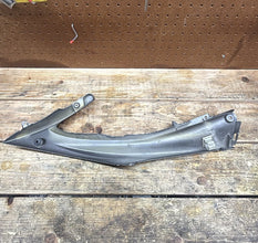 2008-2016 YAMAHA YZF R6 - RIGHT FRONT UPPER MID SIDE FAIRING COWL