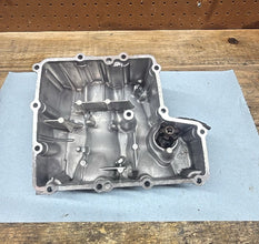 2003-2005 OEM YAMAHA YZF R6 - OIL PAN & PICKUP & SENSOR