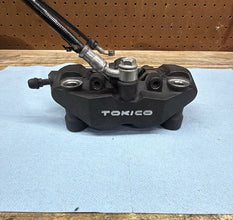 2006-2007 SUZUKI GSX-R600/750 - LEFT SIDE CALIPER