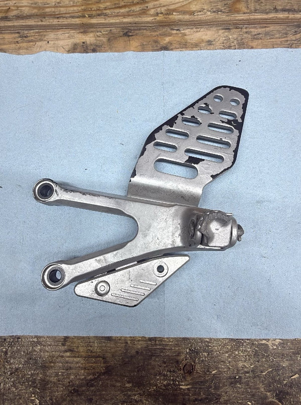 2008-2016 OEM YAMAHA YZF R6 - LEFT REARSET FOOT PEG