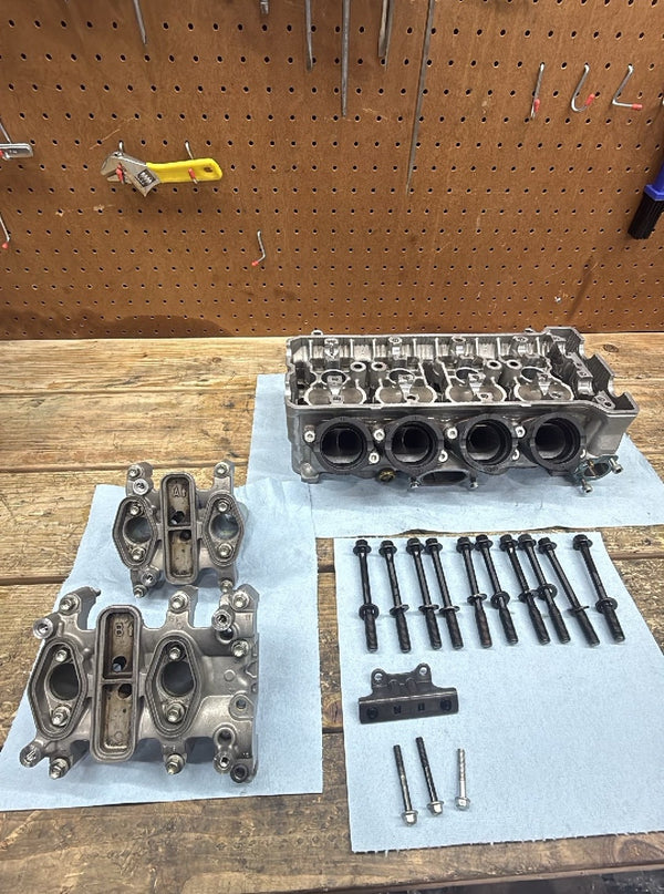 2006-2007 OEM SUZUKI GSXR 750 - CYLINDER HEAD ENGINE MOTOR TOP VALVES